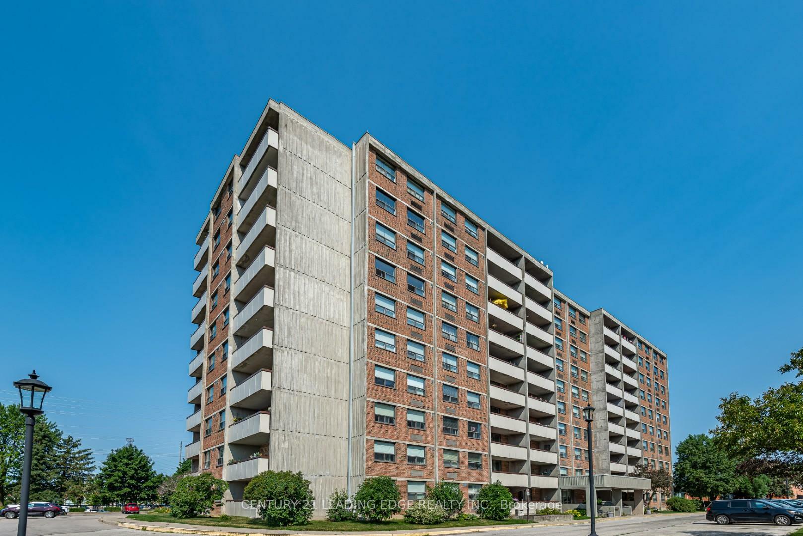 Property Photo: 20 William Roe Boulevard 908 ON L3Y 5V6