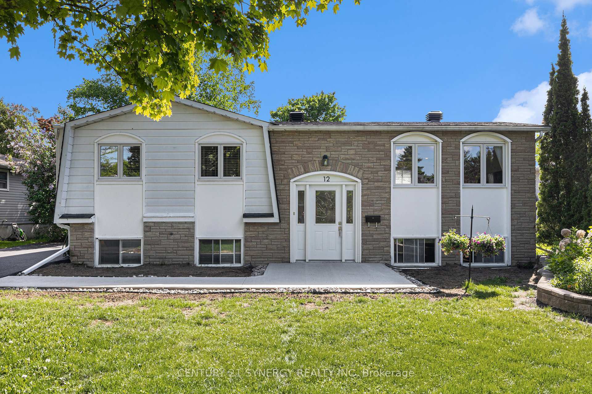 Property Photo: 12 Morgan Avenue ON K7H 3G4