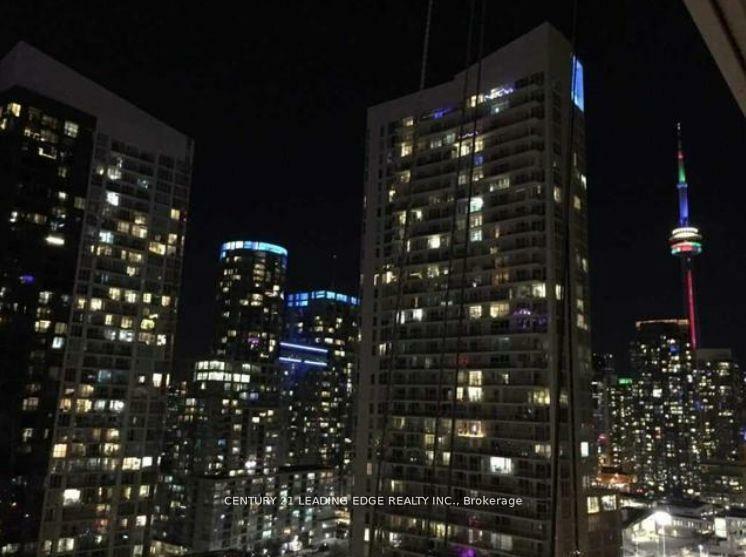 Property Photo: 17 Bathurst Street 2509 ON M5V 0N1