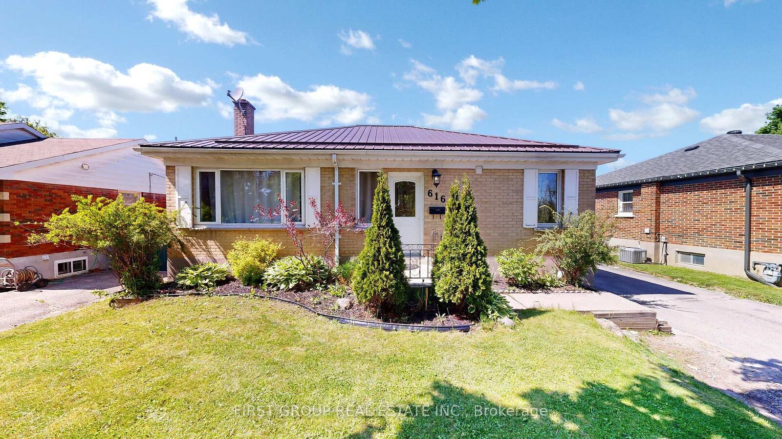 Property Photo:  616 Crawford Drive  ON K9J 3W7 