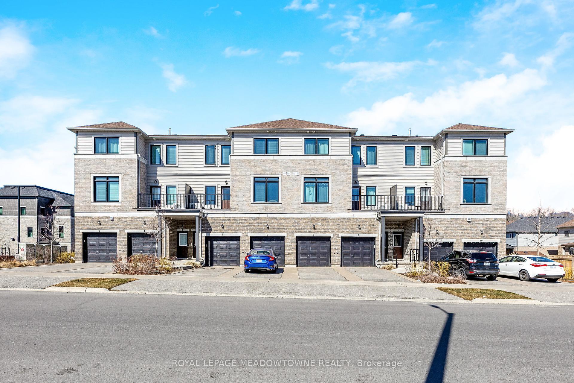 Property Photo: 107 Westra Drive 7 ON N1K 0A5