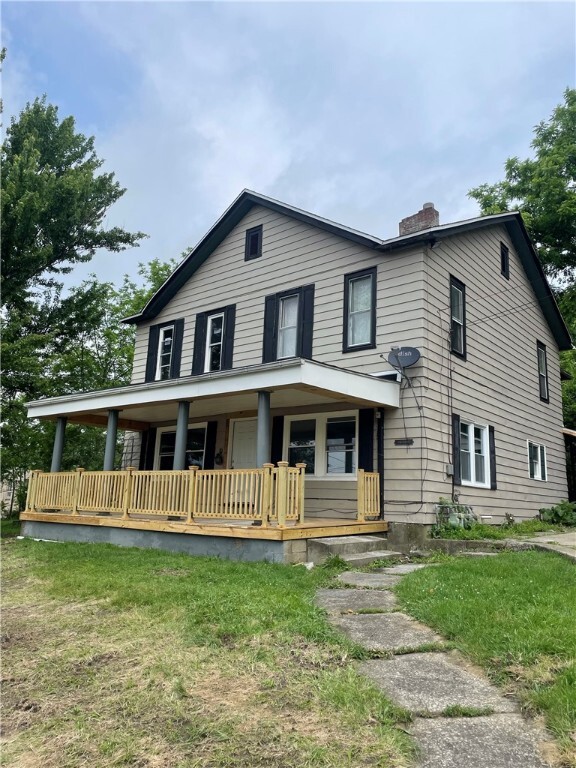 Property Photo: 223 E Falls St 3 PA 16101