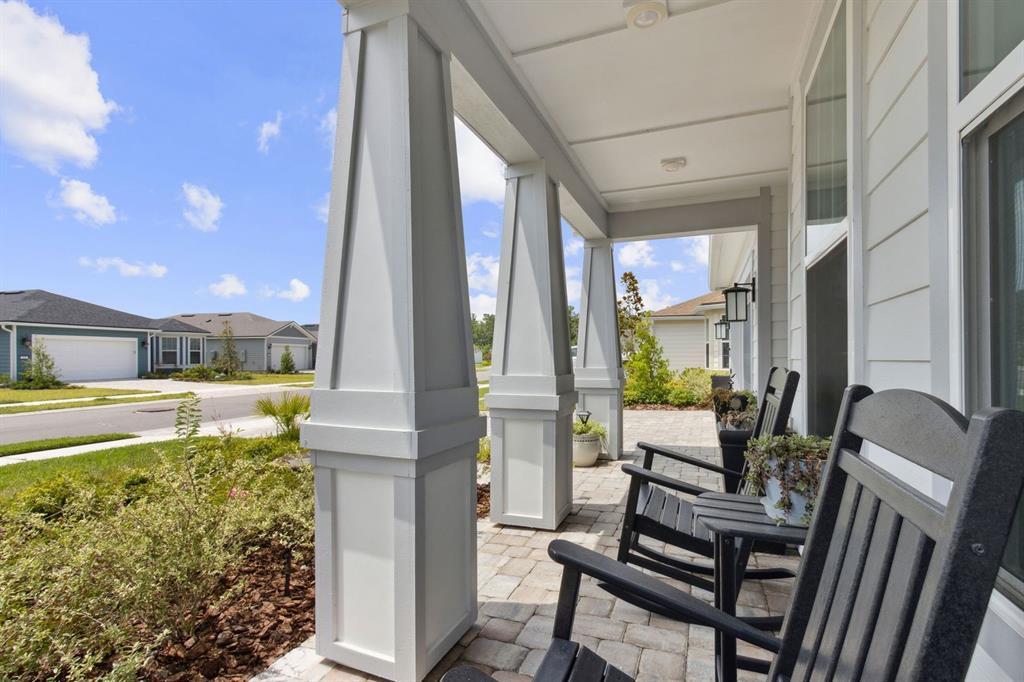 Property Photo: 832 Continuum Loop FL 32097