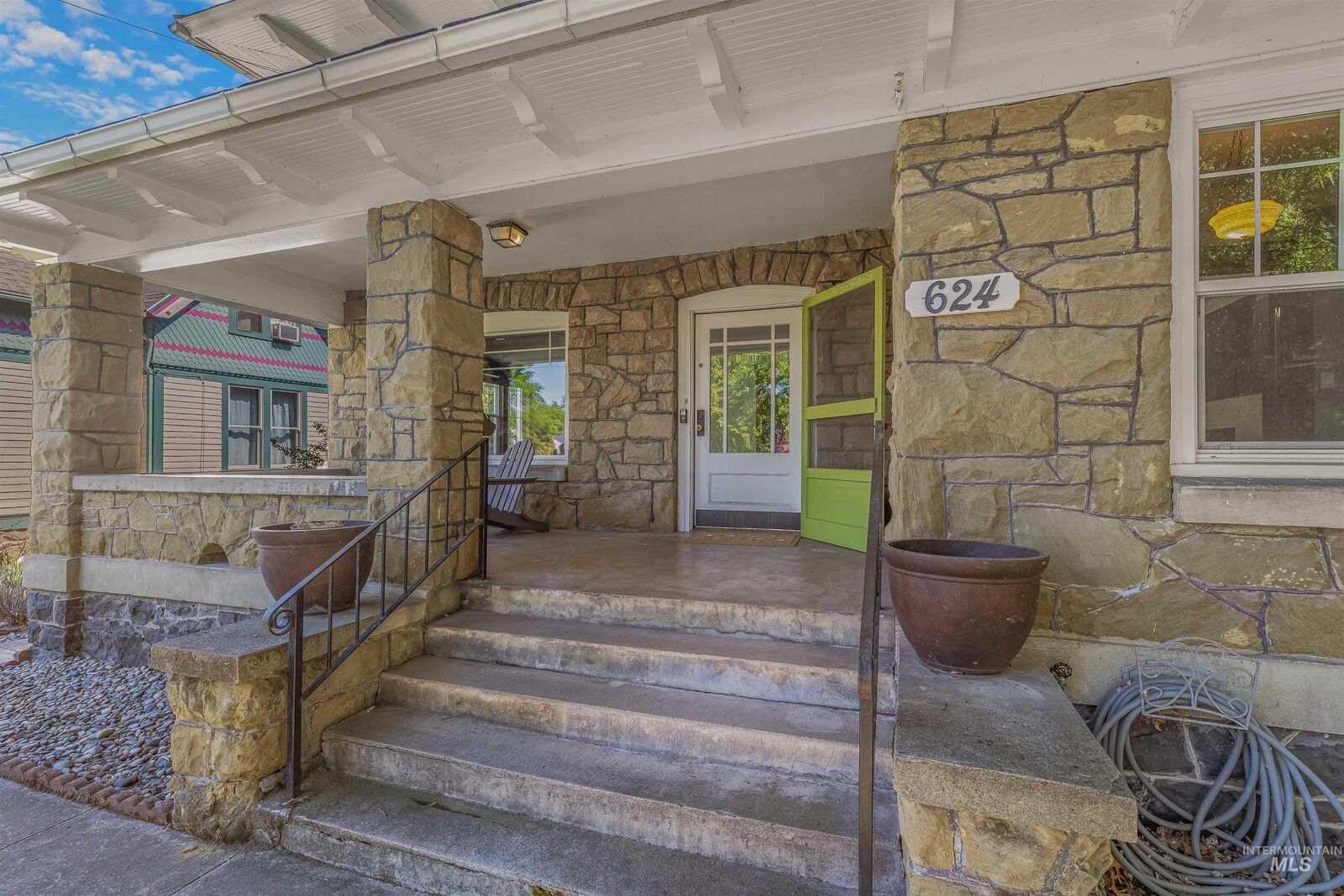 Property Photo:  624 6th Avenue  ID 83501 