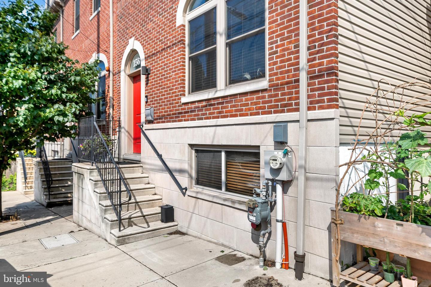 Property Photo:  156 Carson Street  PA 19127 