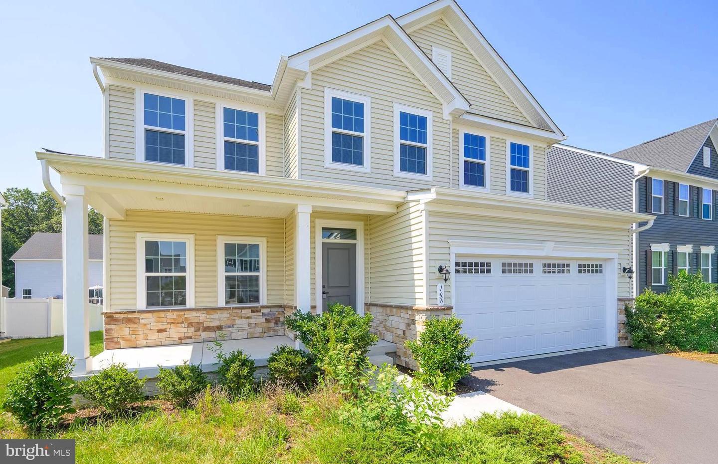 Property Photo: 196 Machias Circle WV 25403