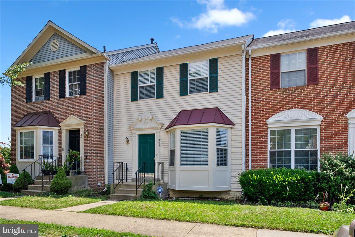 Property Photo:  1003 Smartts Lane NE  VA 20176 
