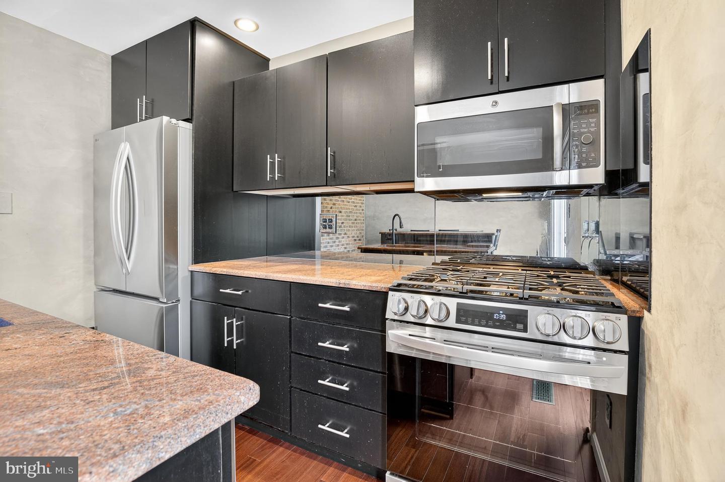 Property Photo:  210 W Lemon Street  PA 17603 