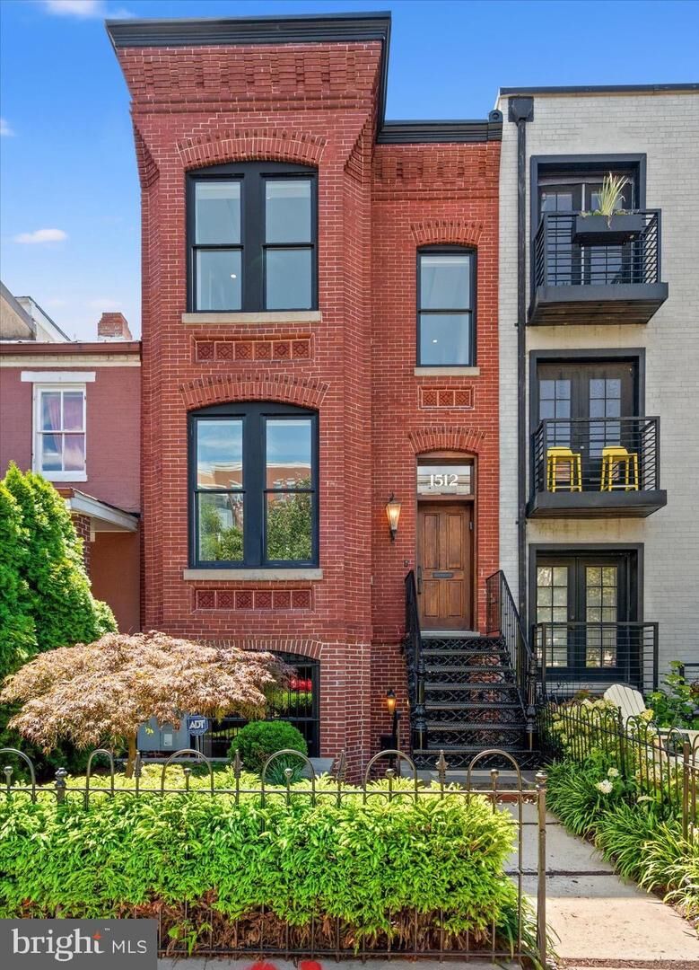 Property Photo: 1512 8th Street NW DC 20001
