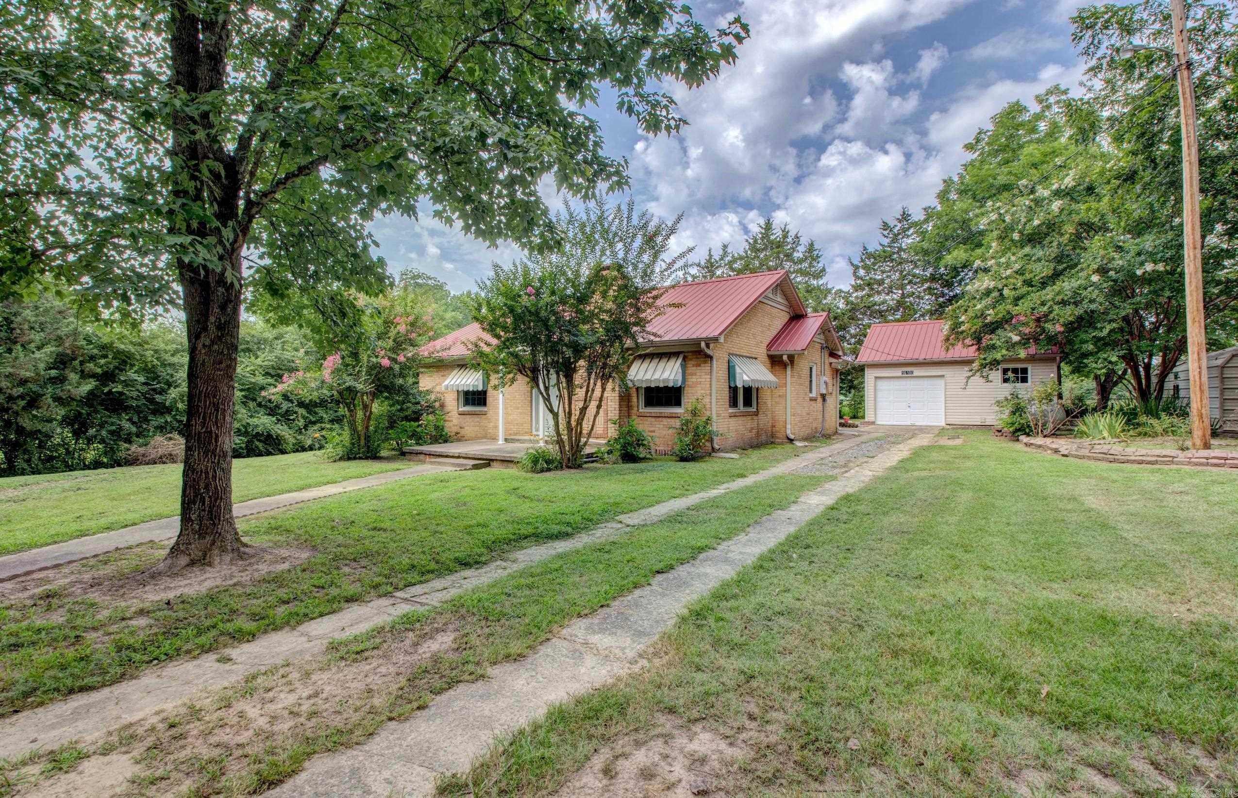Property Photo: 16100 West Street AR 72135