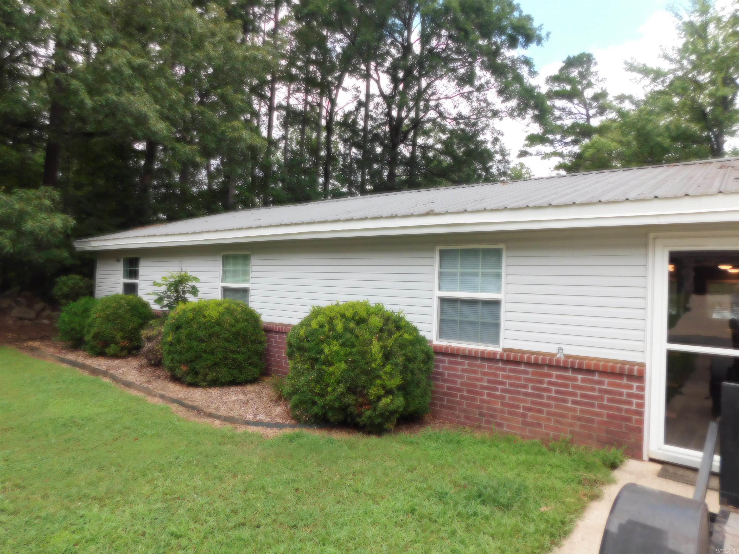 Property Photo:  203 Greenwood Avenue  AR 72120 