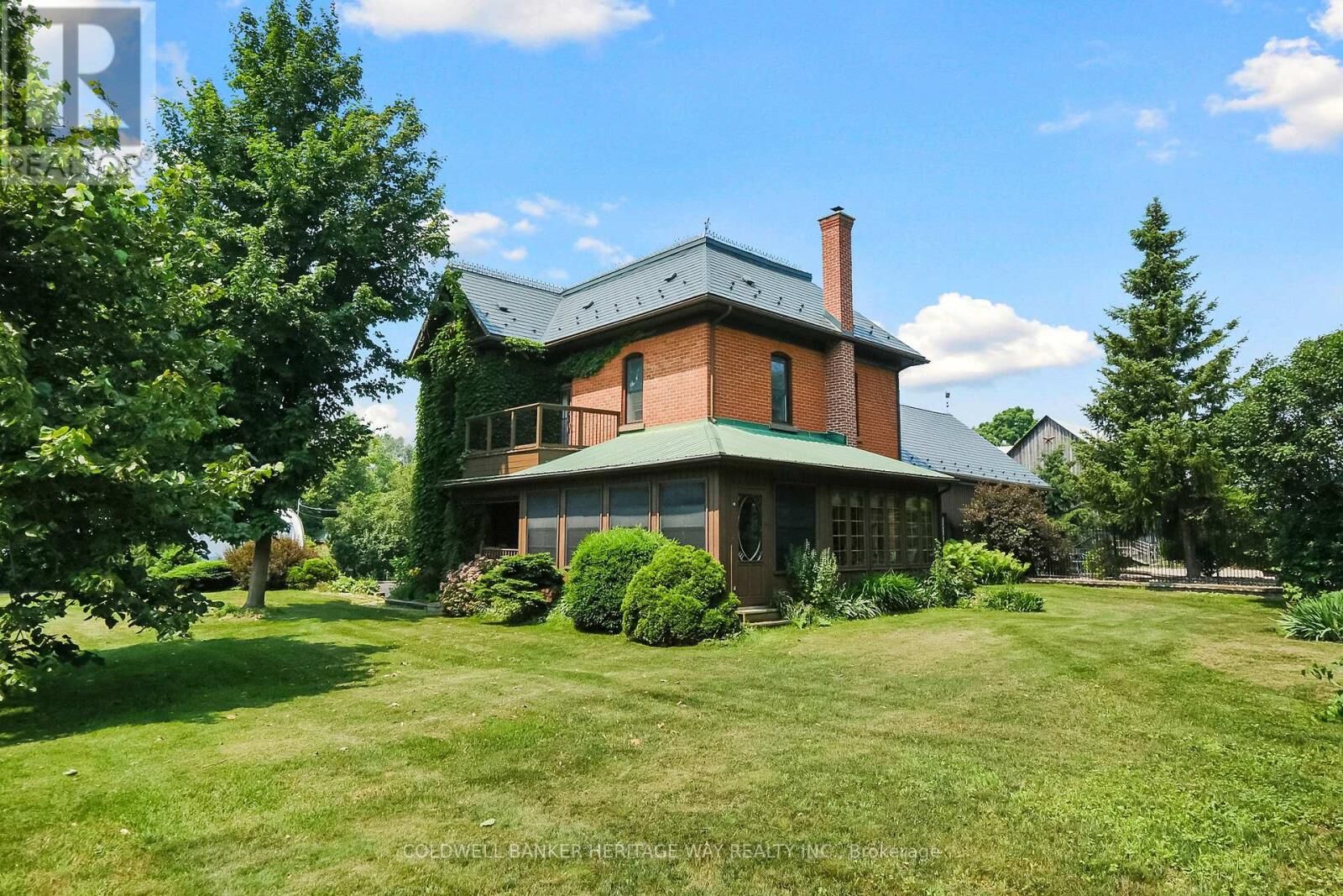 Property Photo: 1276 9th Line ON K7C 0V9