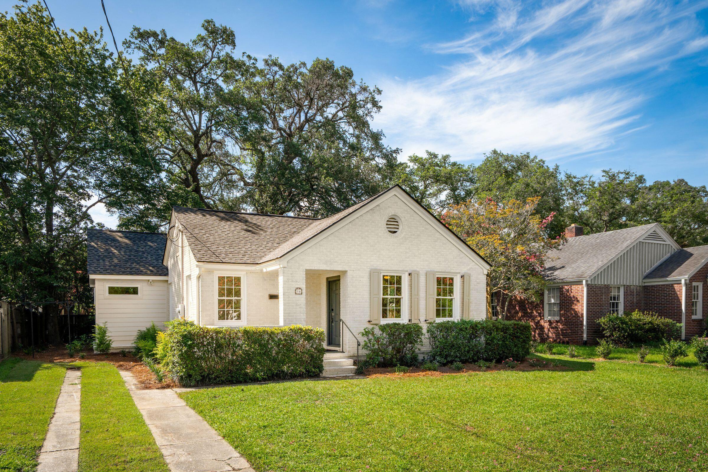 Property Photo:  16 Campbell Drive  SC 29407 