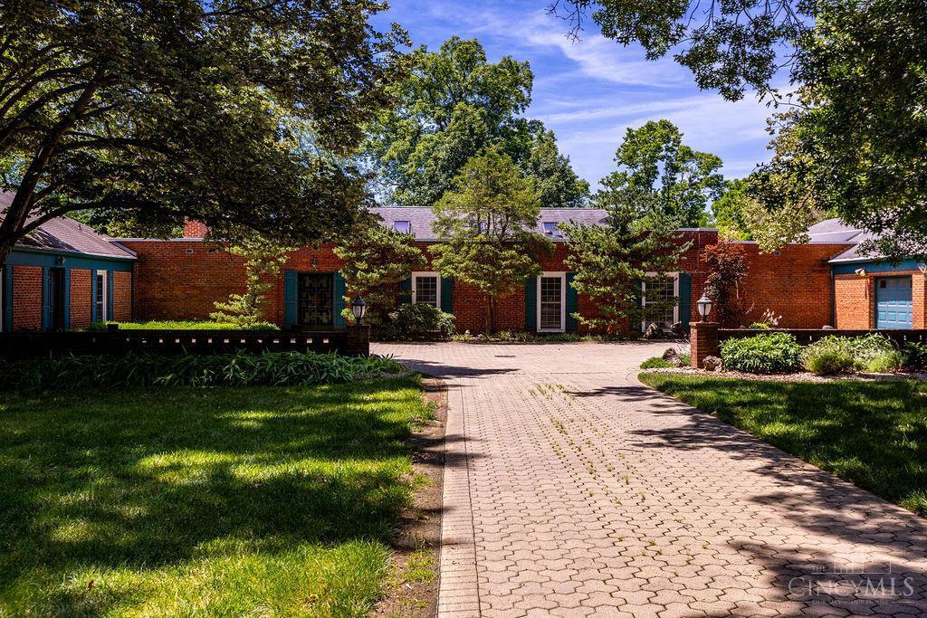 Property Photo: 8445 Eustis Farm Lane OH 45243