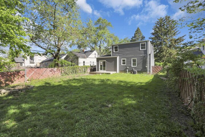 Property Photo: 977 Sells Avenue OH 43212