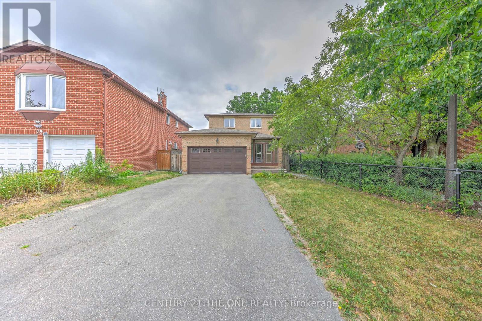 Property Photo: 27 Pugsley Avenue ON L4C 8V2