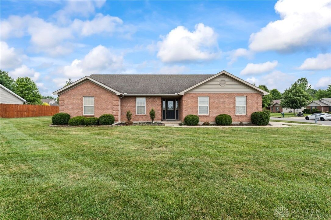 Property Photo:  2536 Huntington Drive  OH 45373 