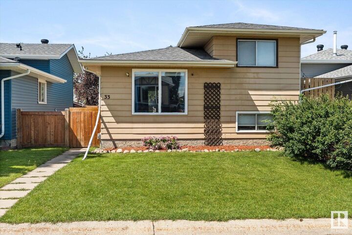 33 Westglen Crescent  Spruce Grove AB T7X 1W1 photo