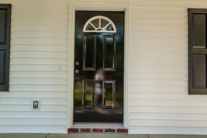 Property Photo: 502 Shadowmoor Court GA 30824