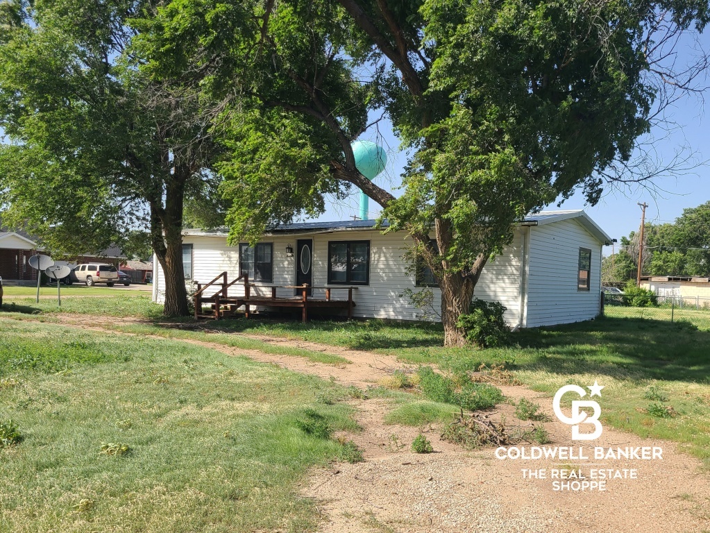 Property Photo: 300 SE Piute Avenue KS 67870