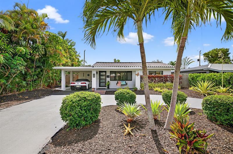 Property Photo:  4660 NE 3rd Ave  FL 33334 