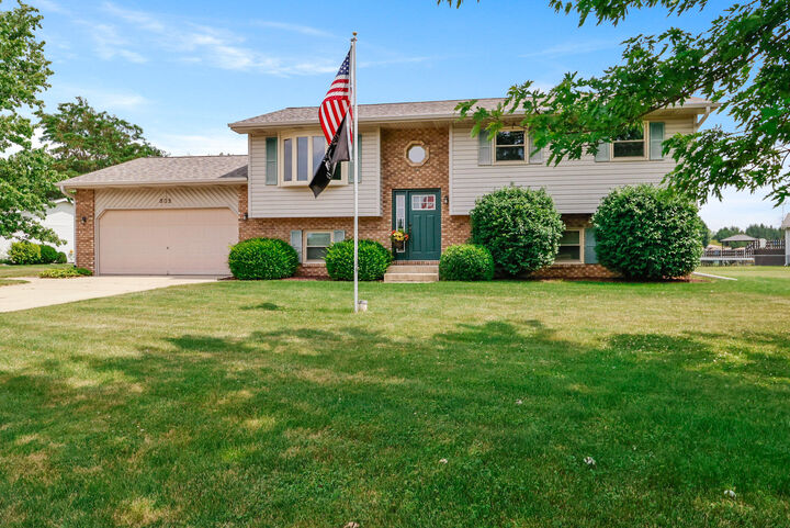 302 Elkwood Court  Valparaiso IN 46383 photo