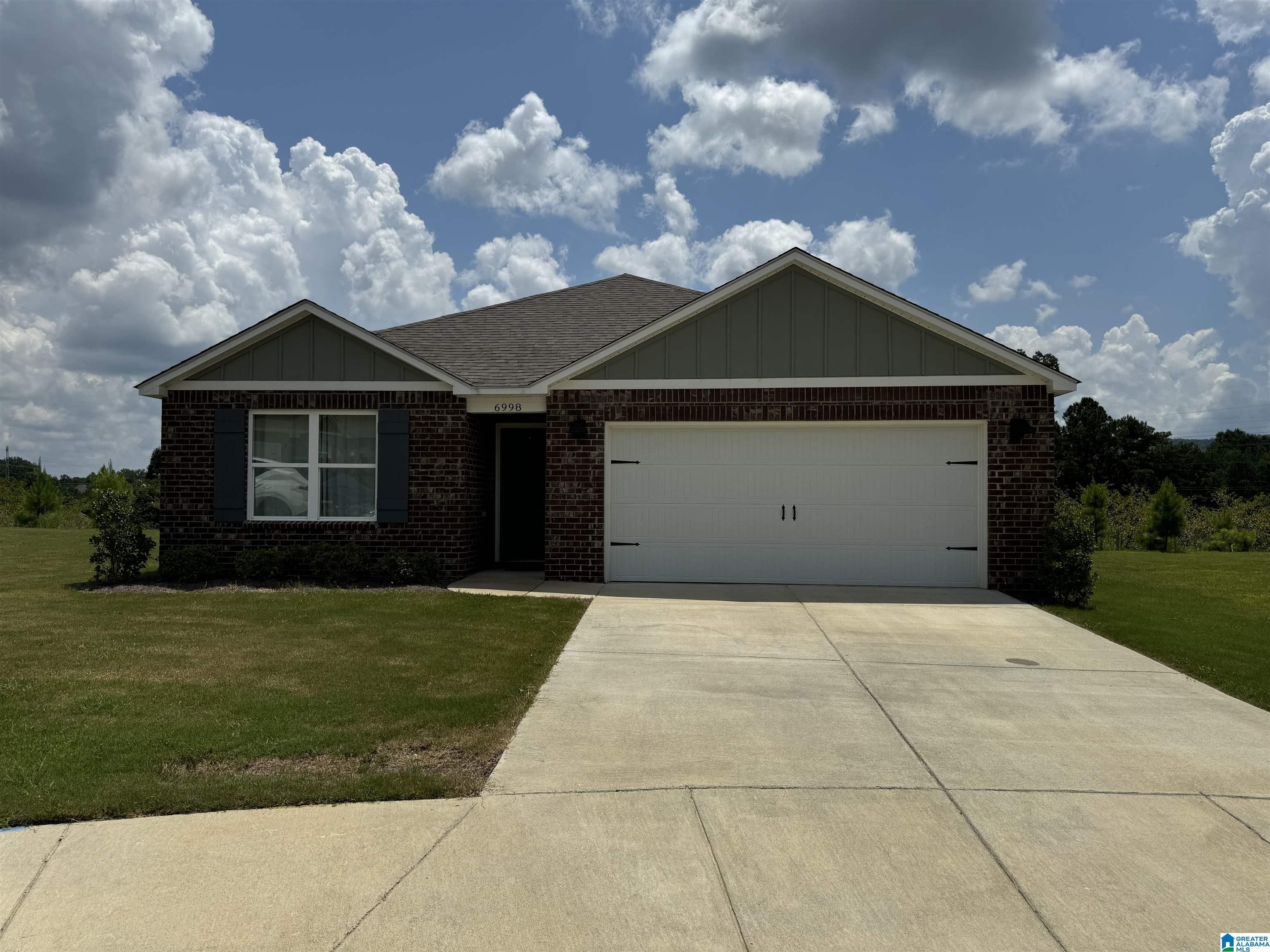 Property Photo: 6998 Southern Trace Loop AL 35094