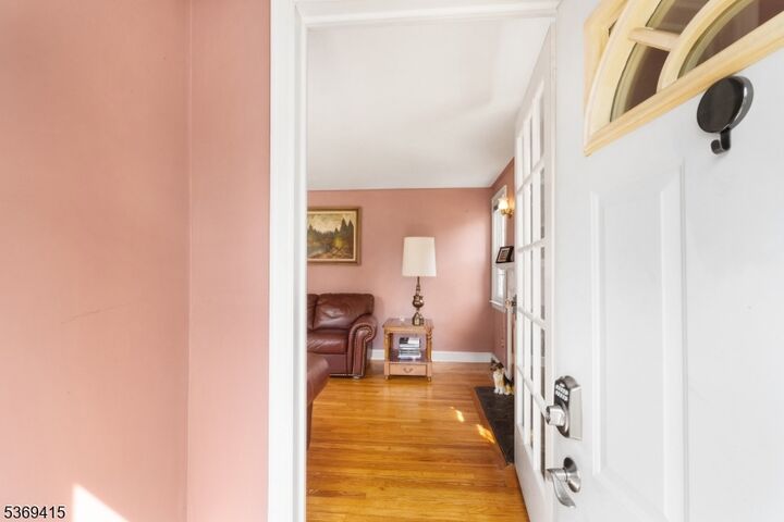 Property Photo: 120 Delia Ter NJ 07066