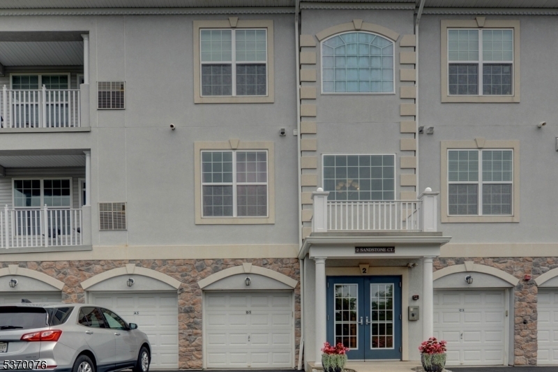 Property Photo: 2 Sandstone Ct D3 NJ 07424