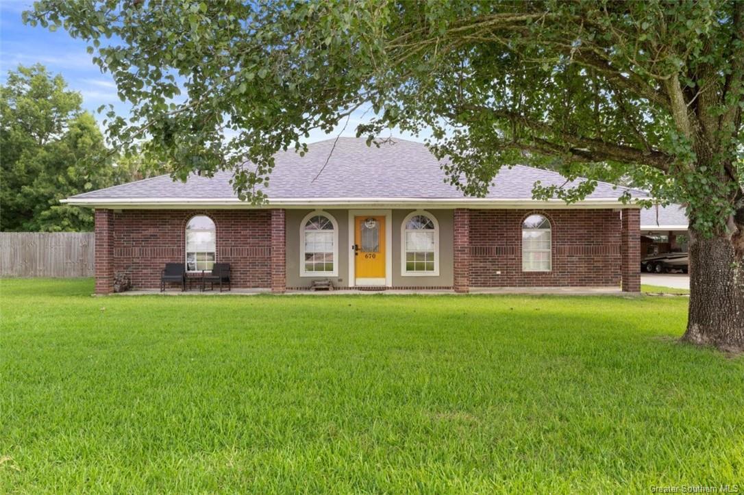 Property Photo: 670 Amber Drive LA 70611