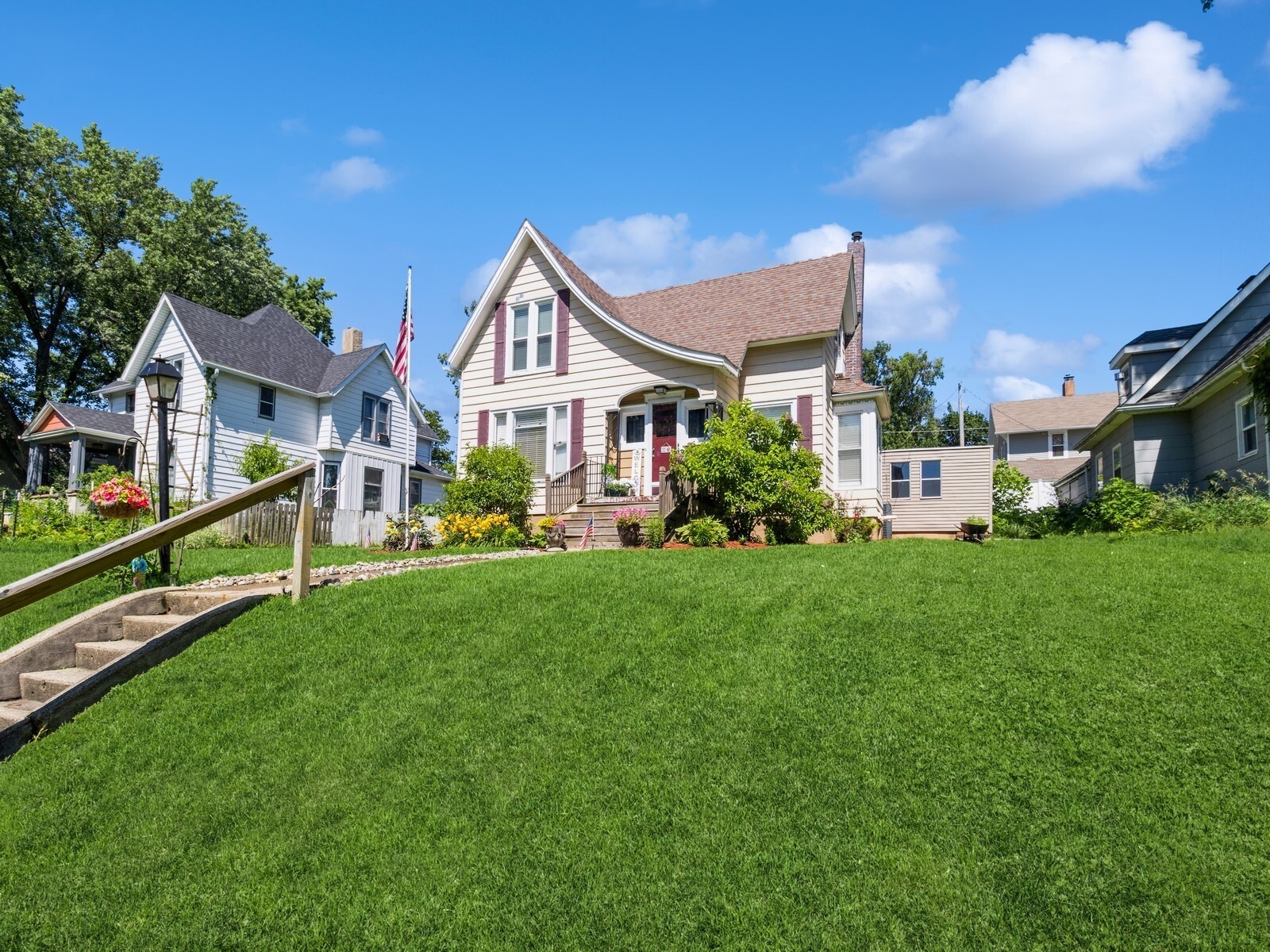 Property Photo: 310 Greene Street IA 50036