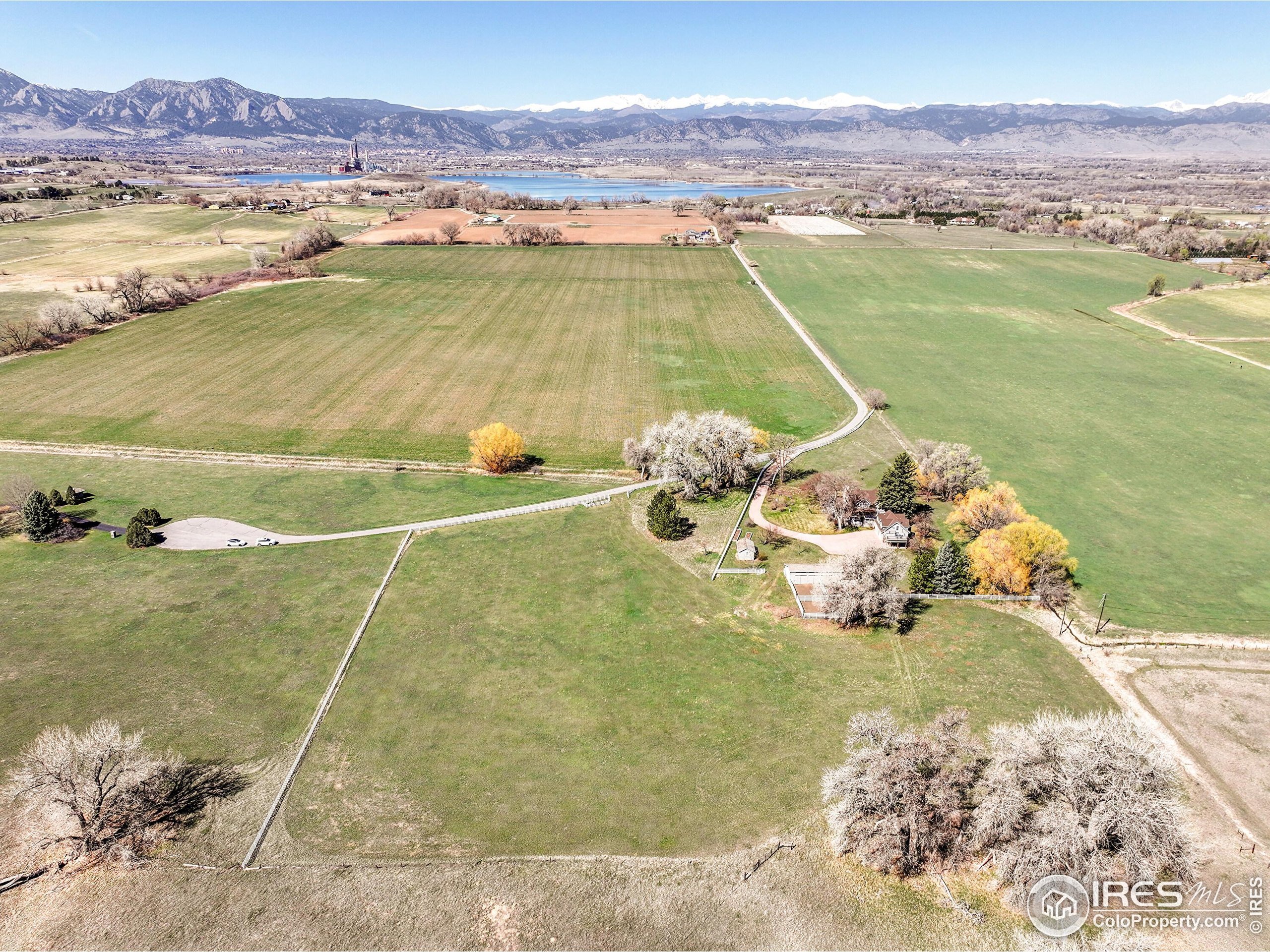 Property Photo: 2962 75th St CO 80301