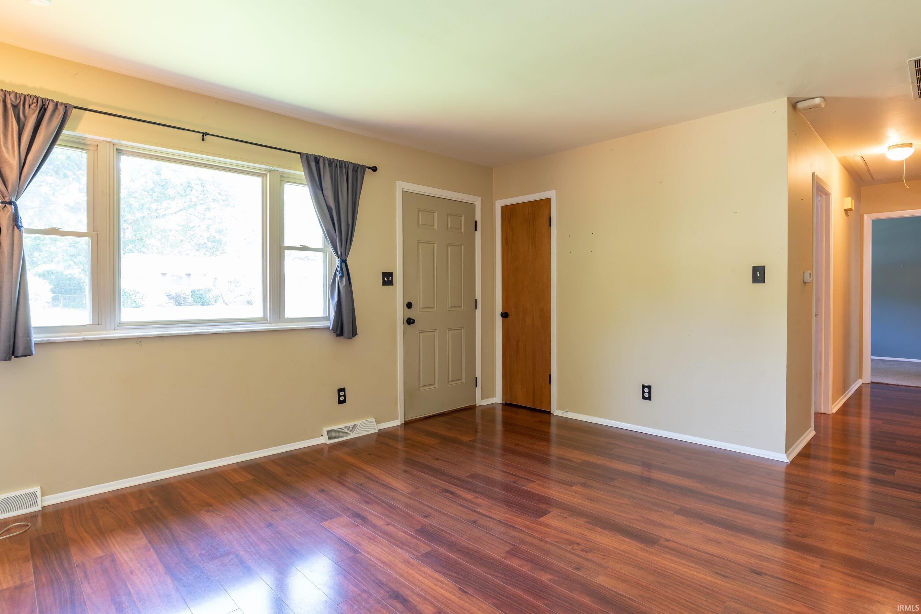 Property Photo: 3921 W Fairington Drive IN 47403
