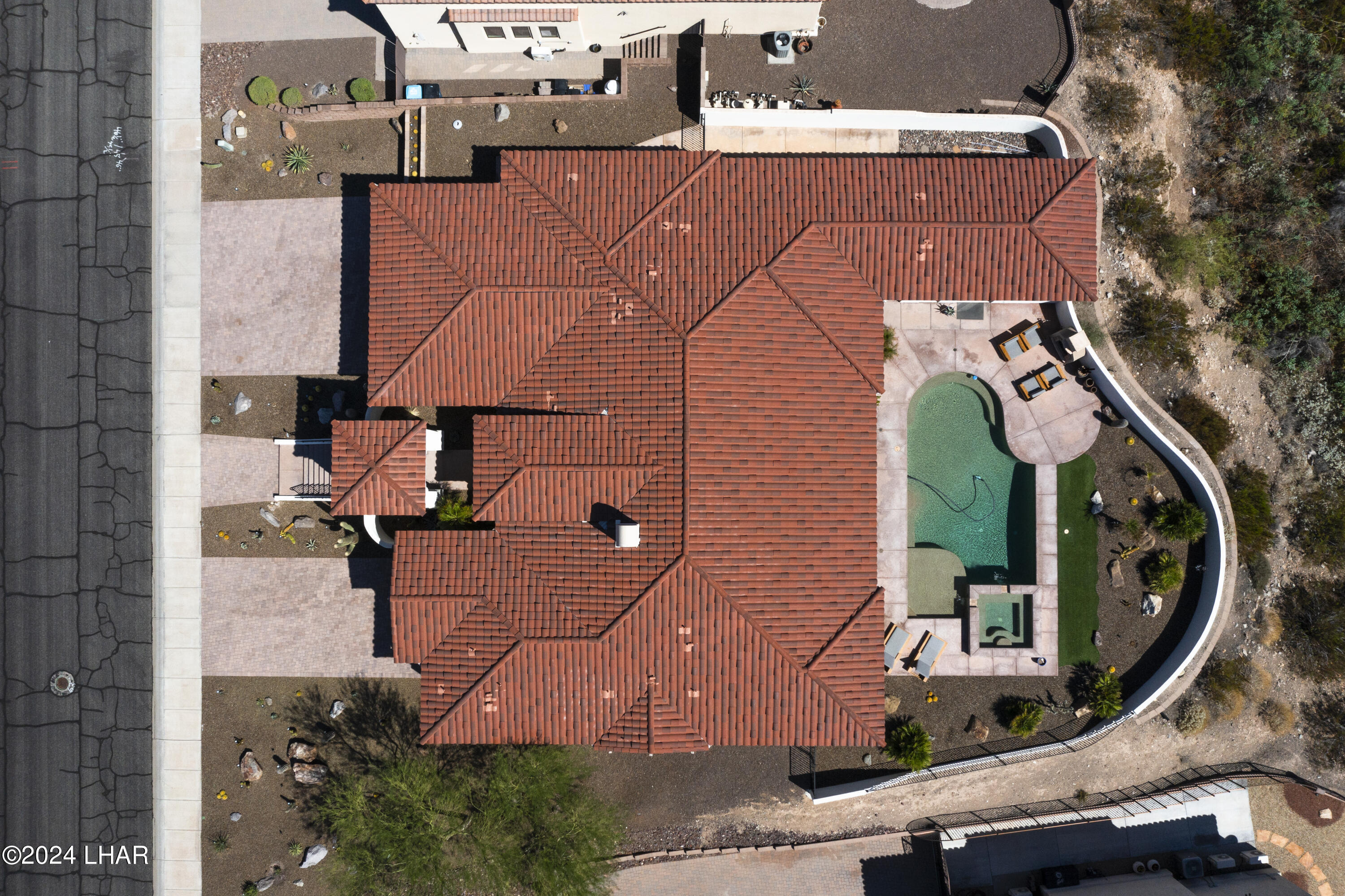 Property Photo: 7061 Circula De Hacienda AZ 86406