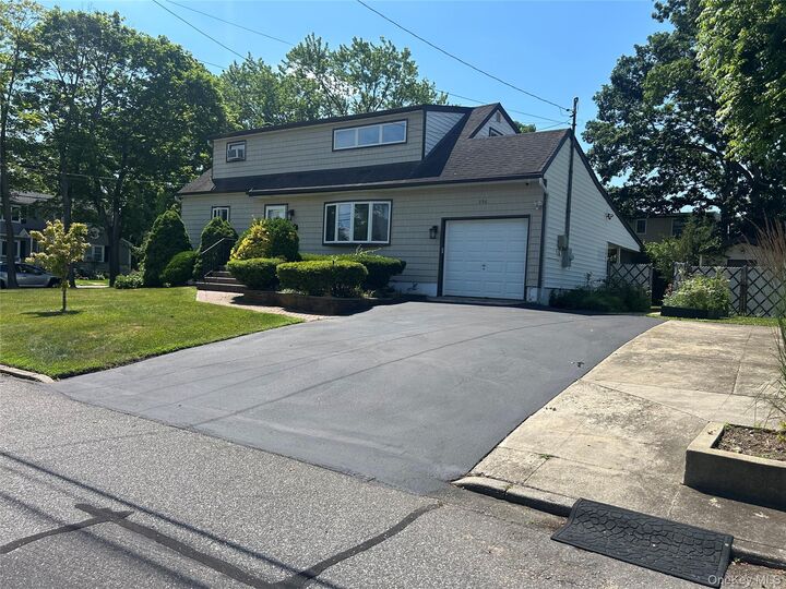 Property Photo: 356 Montgomery Avenue NY 11704