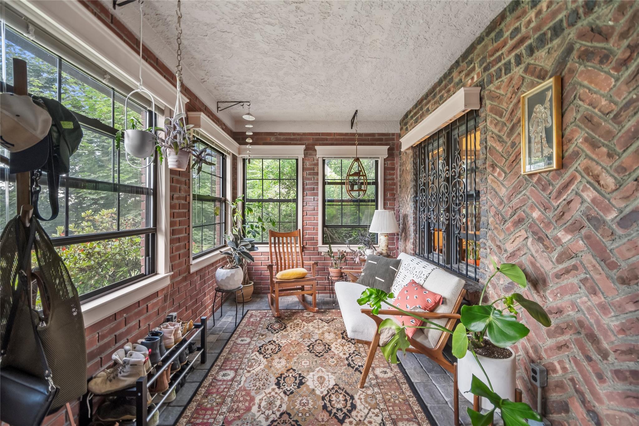 Property Photo:  25 Cliffside Drive  NY 10710 