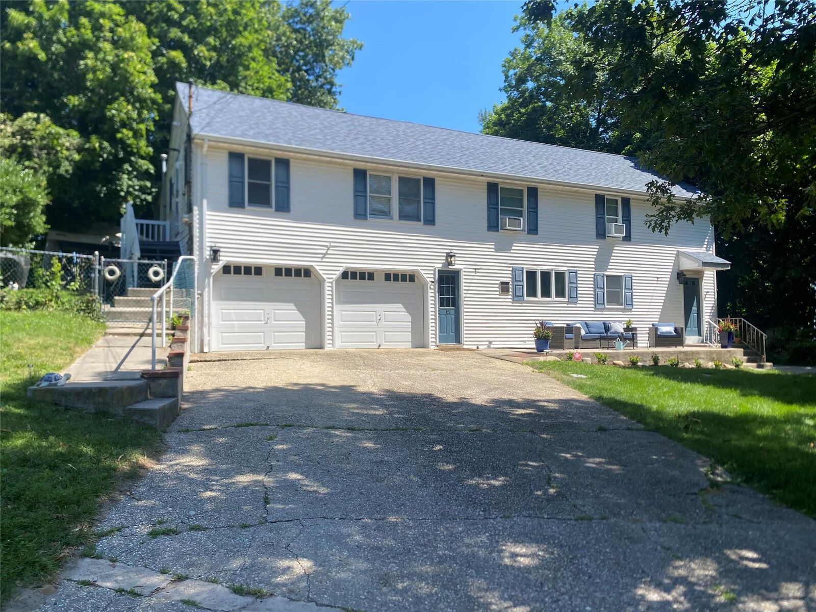 Property Photo:  124 Cliff Road E  NY 11792