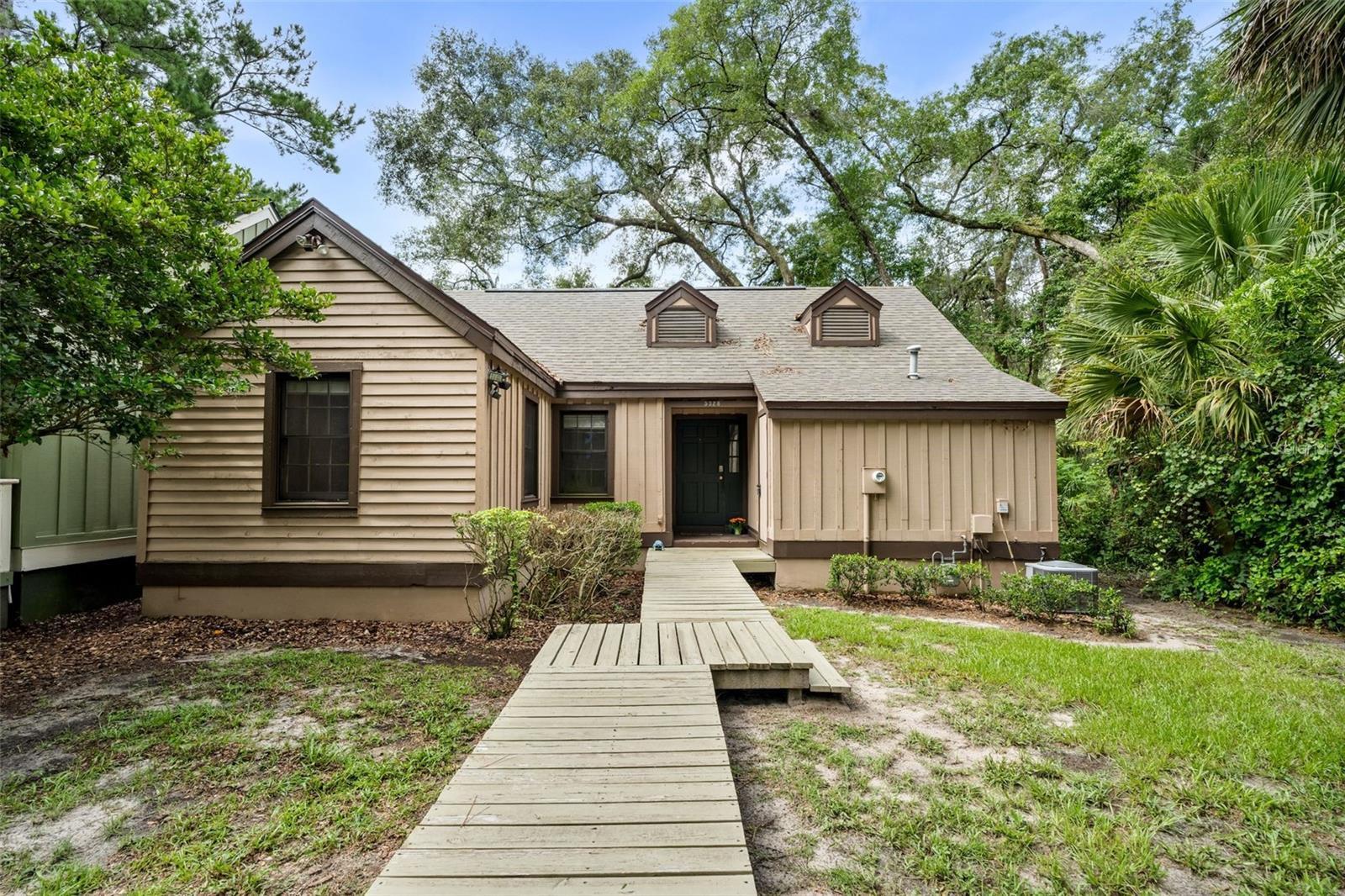 Property Photo: 5328 SW 88th Court FL 32608