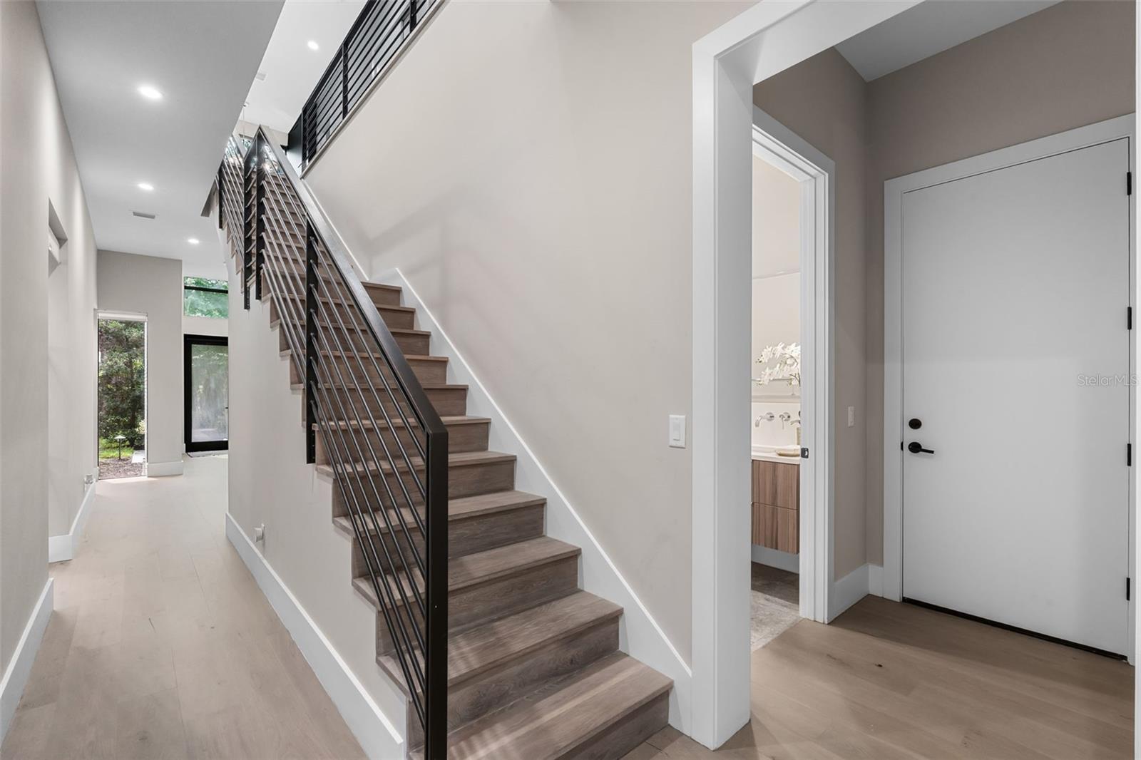 Property Photo: 1270 Arlington Place FL 32789