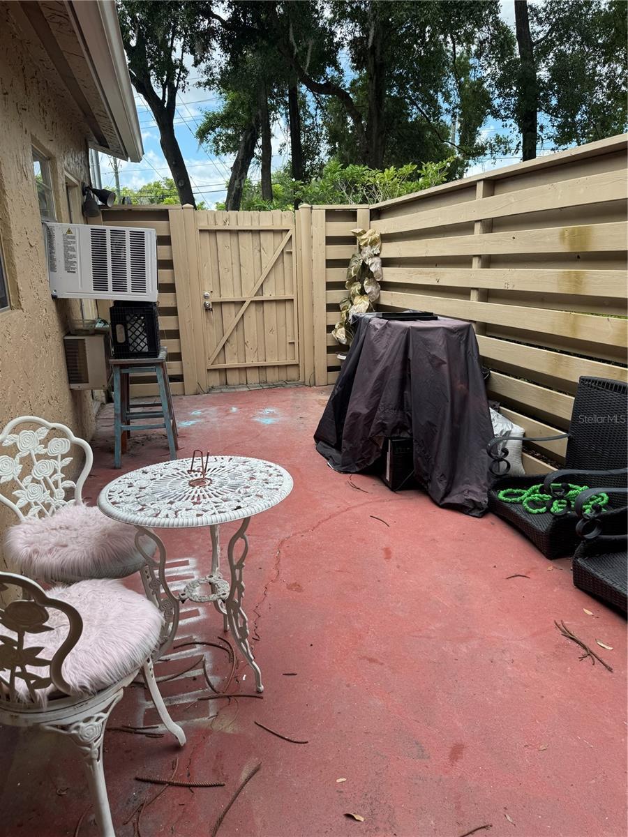 Property Photo: 860 Park Lake Circle 53 FL 32751