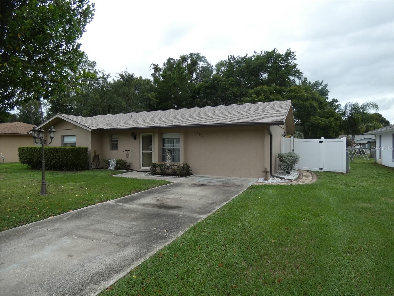 Property Photo:  21059 SW Raintree Street  FL 34431 