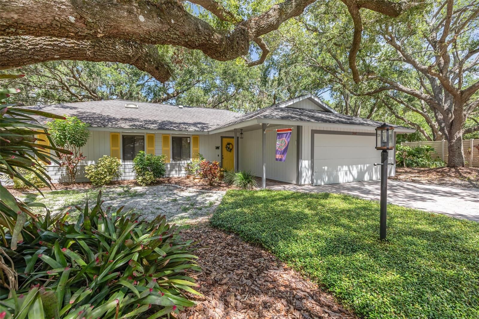 Property Photo:  3087 Heather Lake Drive  FL 34235 