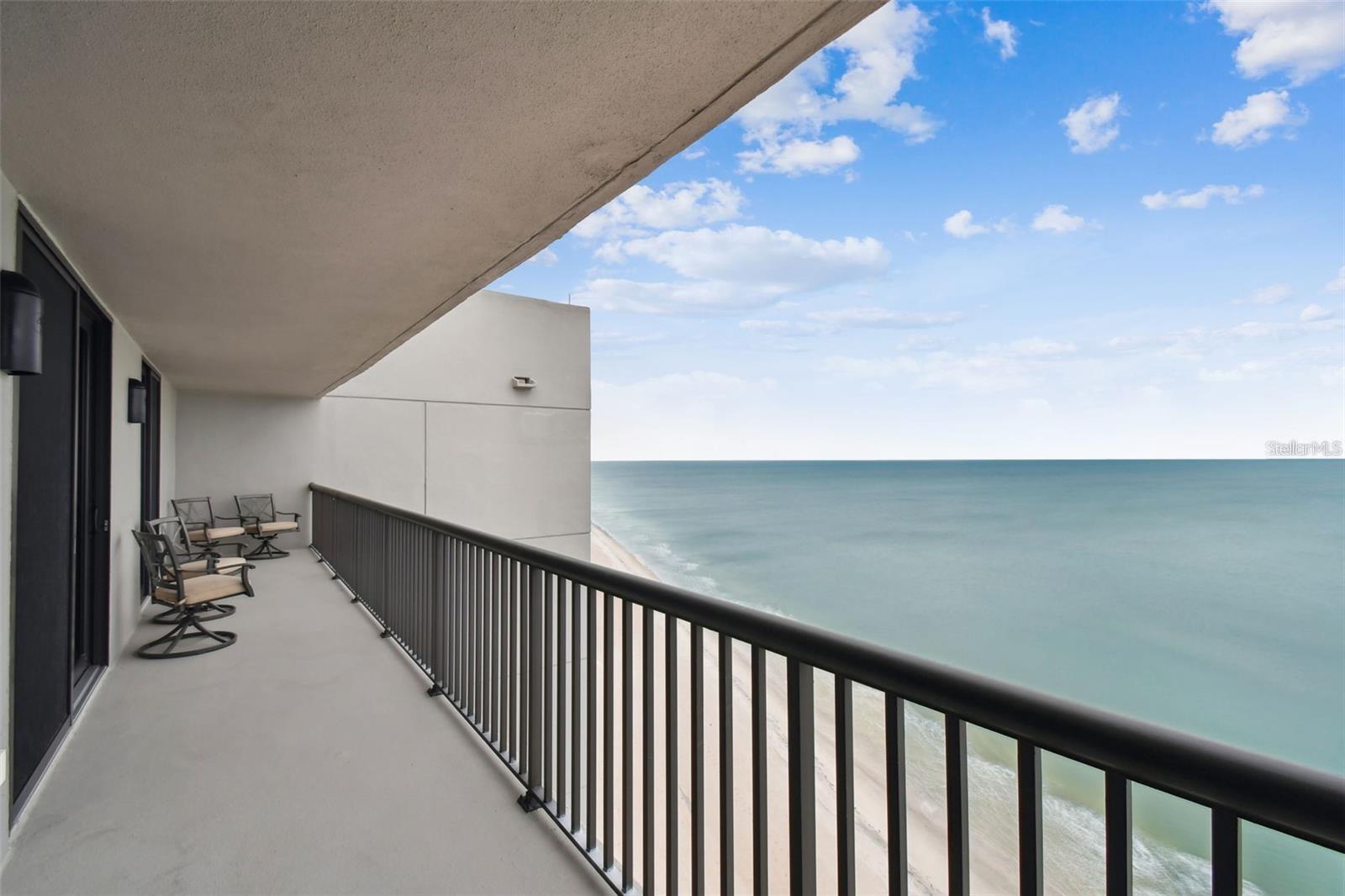Property Photo: 1660 Gulf Boulevard Ph1 FL 33767