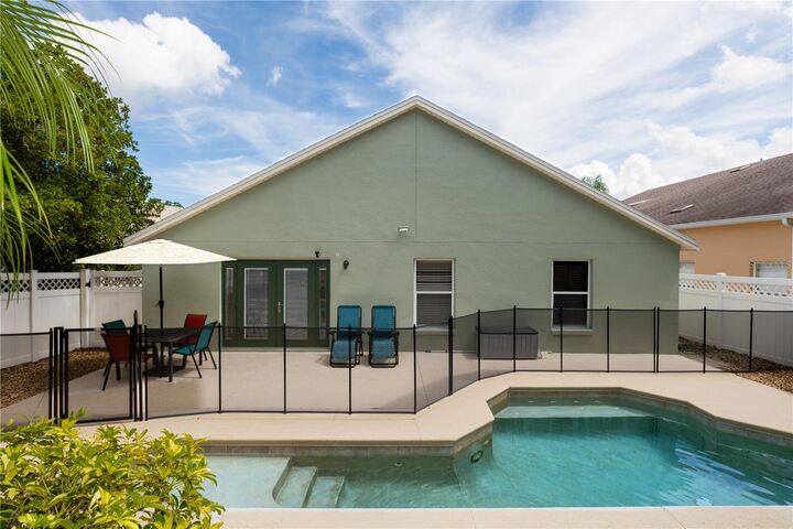 Property Photo:  643 Blenheim Loop  FL 32708 