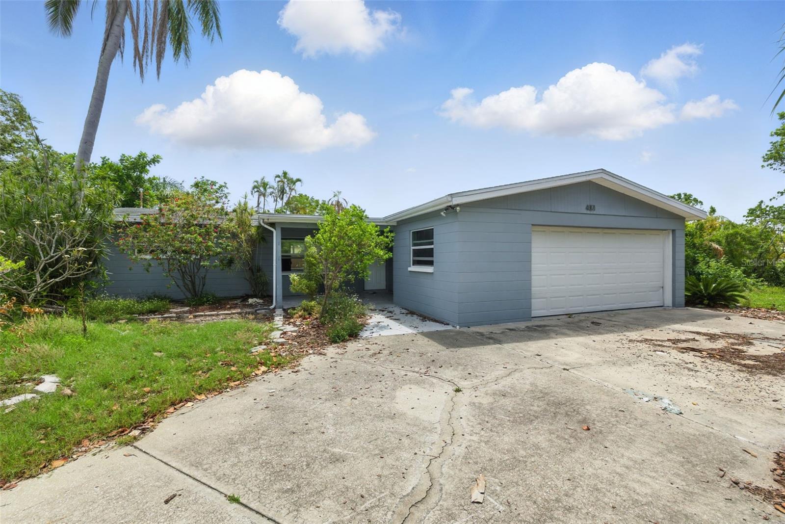 Property Photo: 4101 Shore Acres Boulevard NE FL 33703