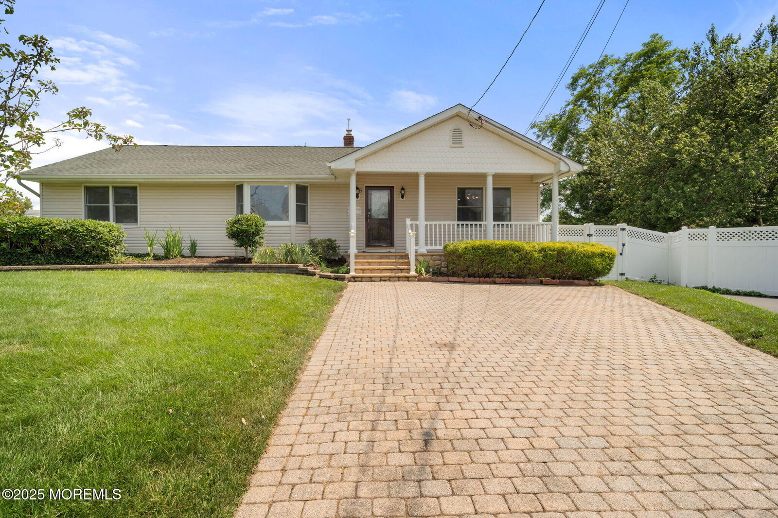 Property Photo:  6 Frances Court  NJ 07701 