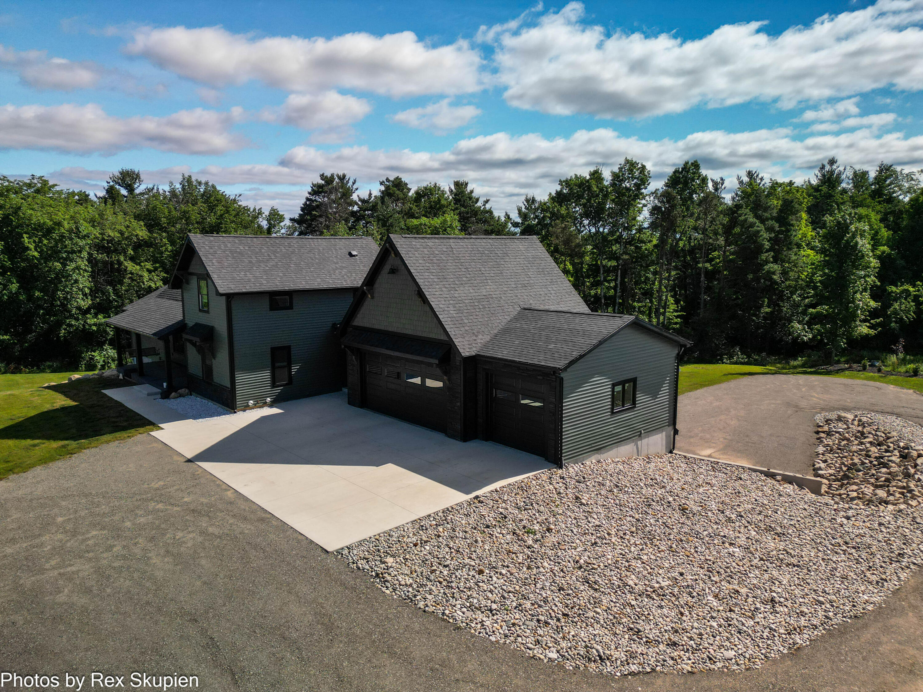 Property Photo:  17090 Kenowa Avenue  MI 49330 