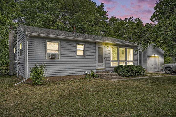 4088 Nicholl Avenue  Muskegon MI 49444 photo