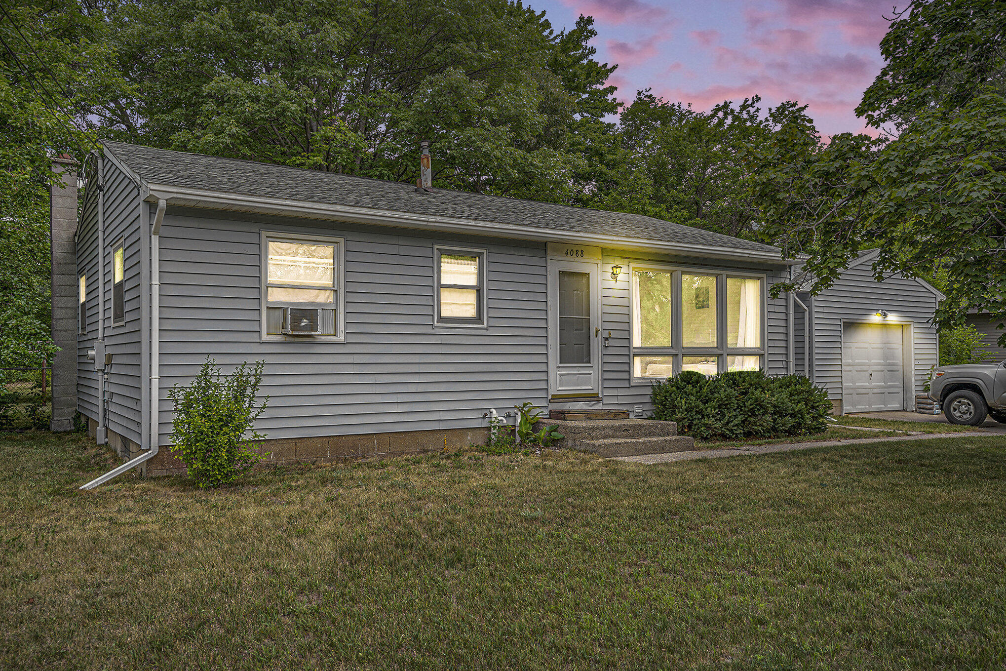 Property Photo: 4088 Nicholl Avenue MI 49444