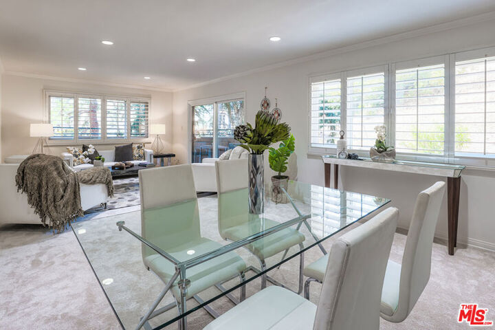 Property Photo: 6700 Hillpark Drive 204 CA 90068